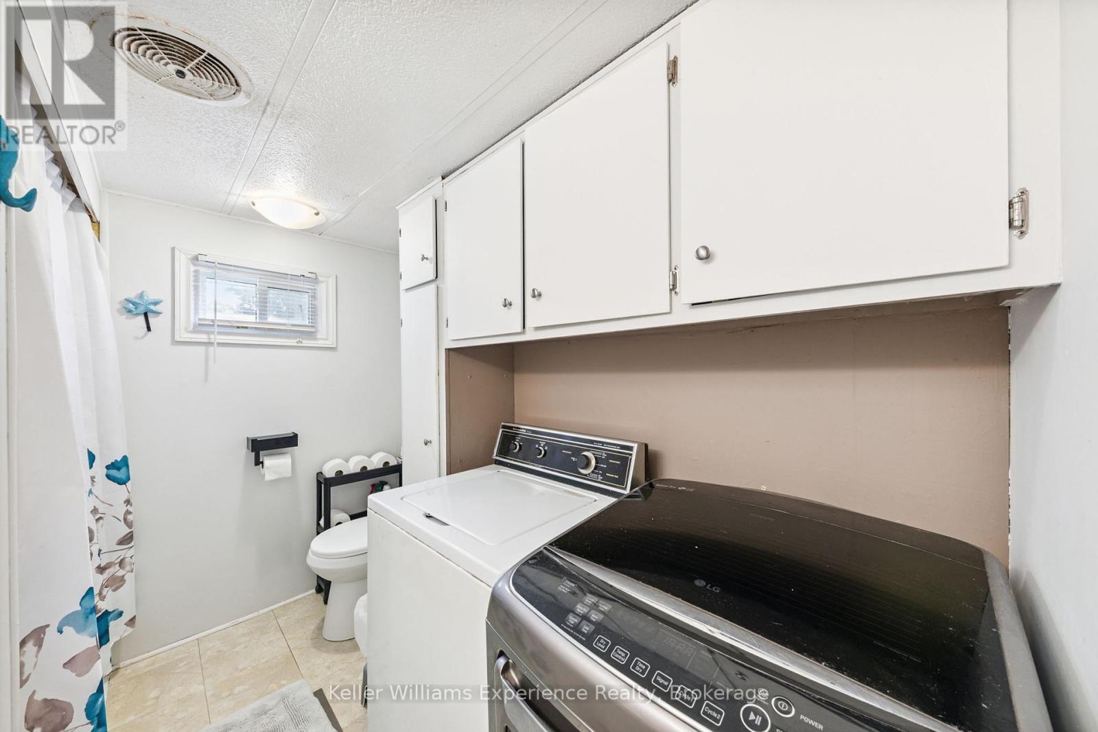 Photo 5 of 30 Berts Road, Midland ON