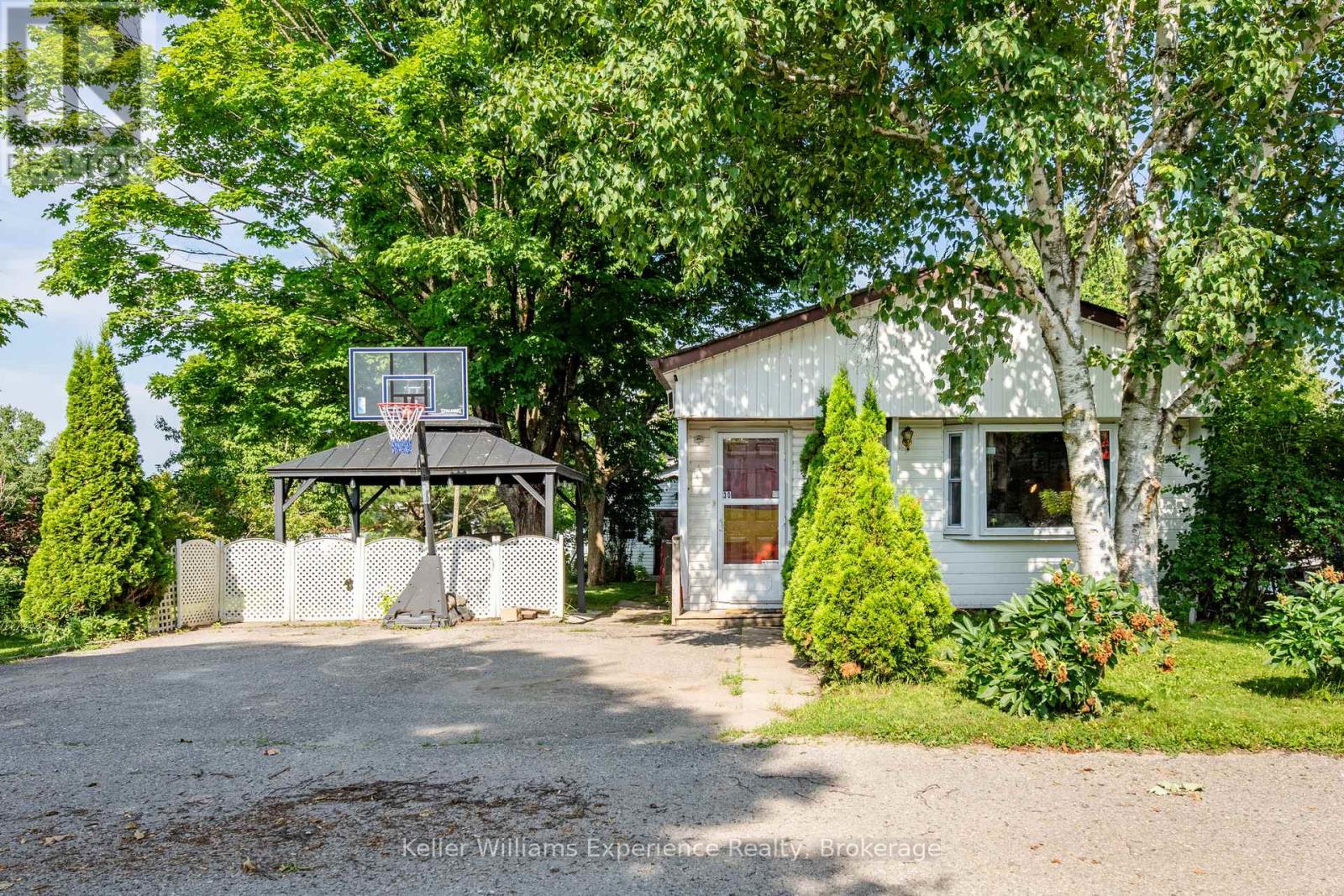 Photo 4 of 30 Berts Road, Midland ON