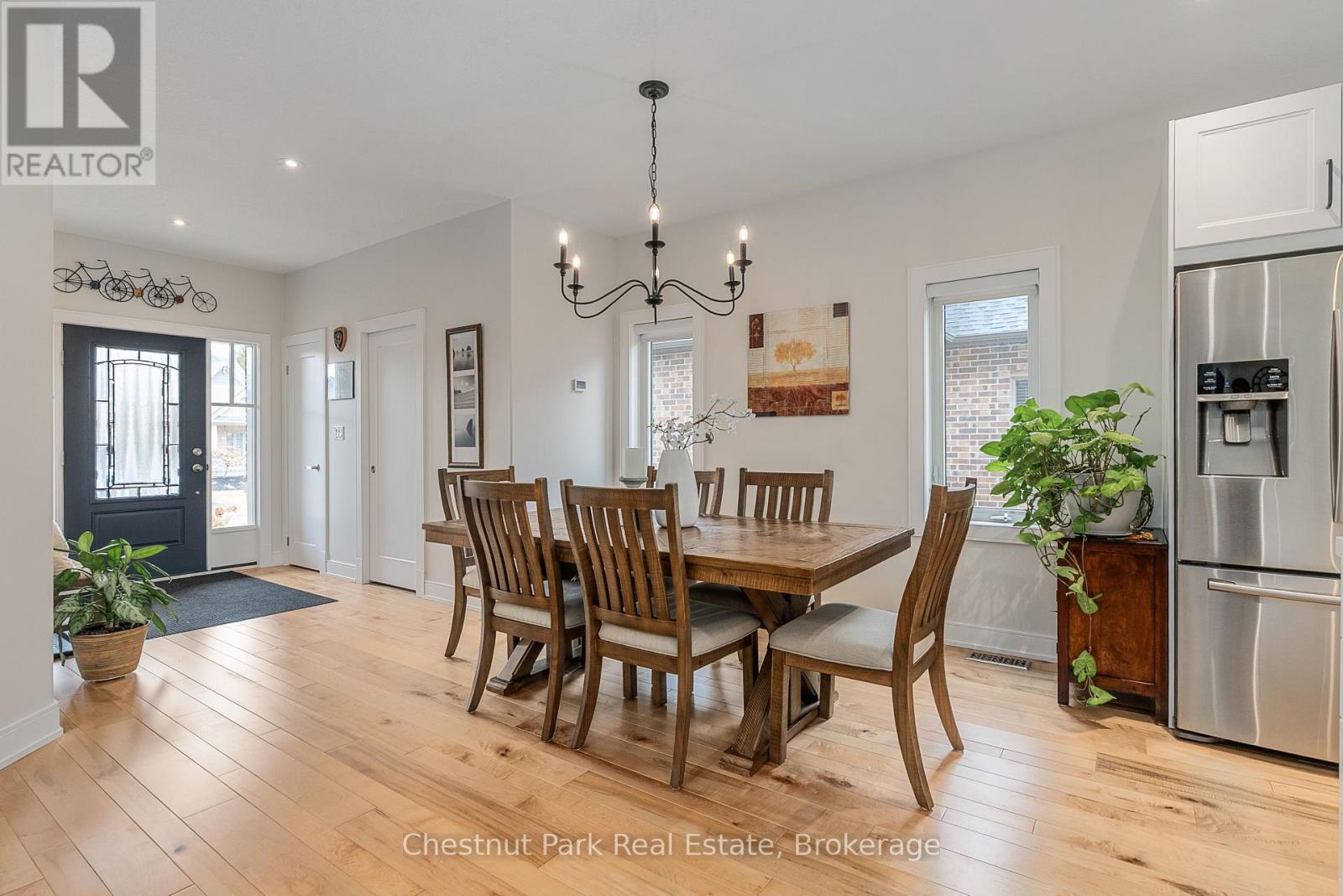 Photo 34 of 76 Selkirk Drive, Huntsville ON
