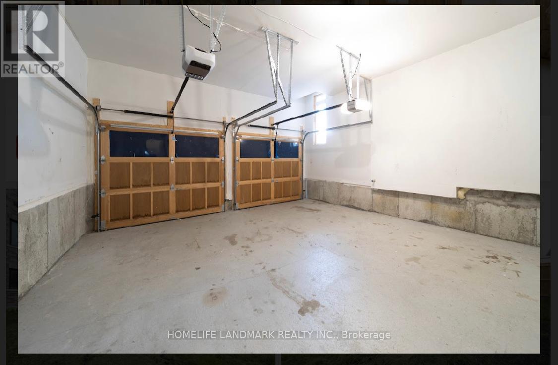 Photo 10 of 224 Danny Wheeler Boulevard, Georgina ON