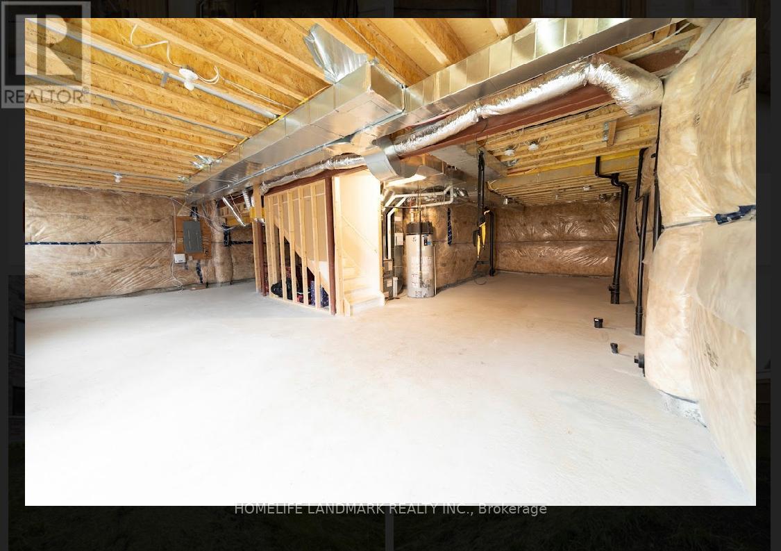 Photo 9 of 224 Danny Wheeler Boulevard, Georgina ON