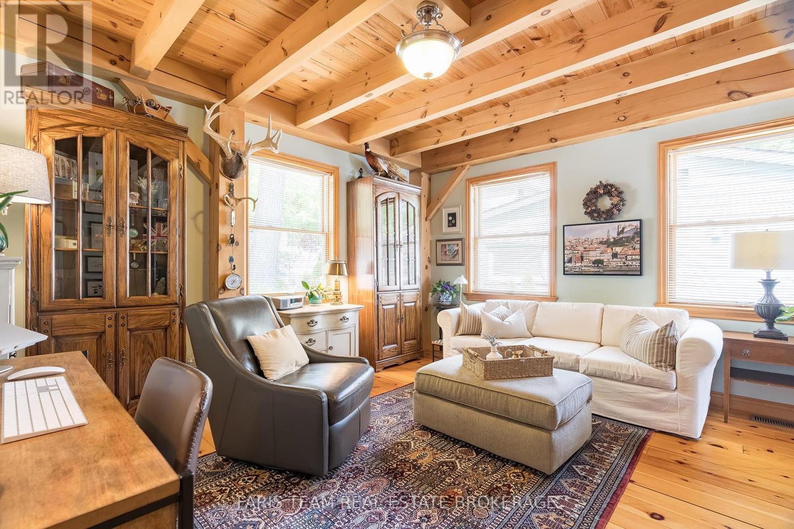 Photo 7 of 431 Mundys Bay Road, Midland ON