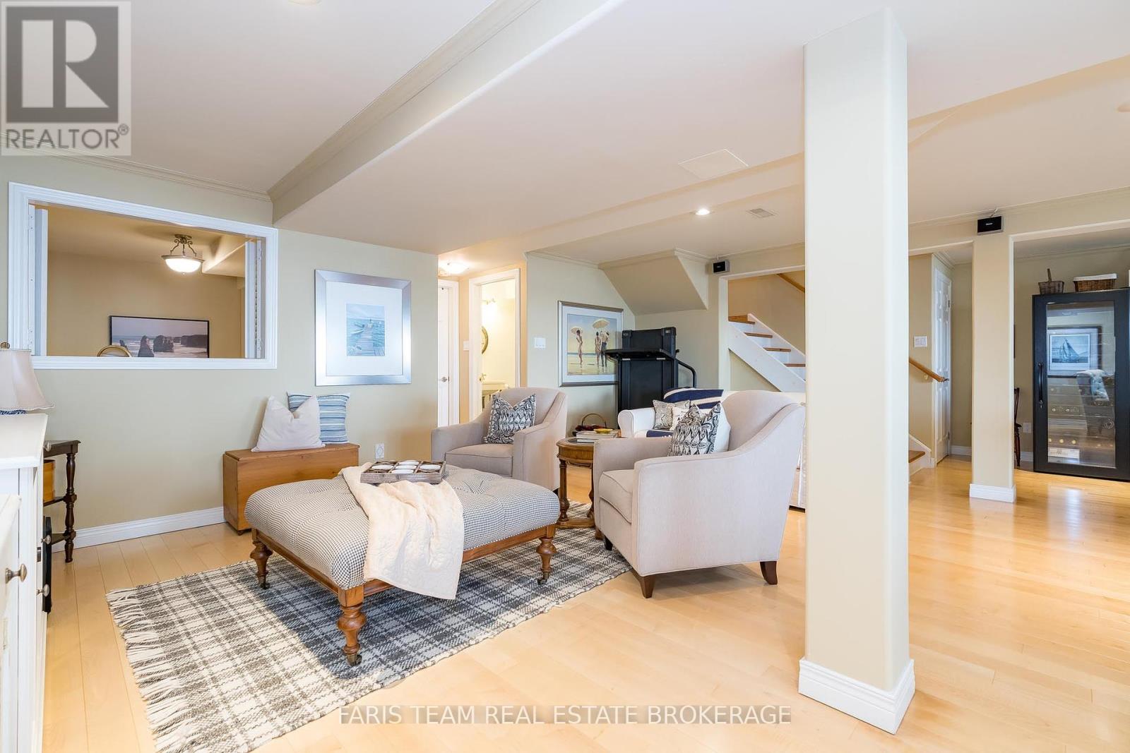 Photo 36 of 431 Mundys Bay Road, Midland ON