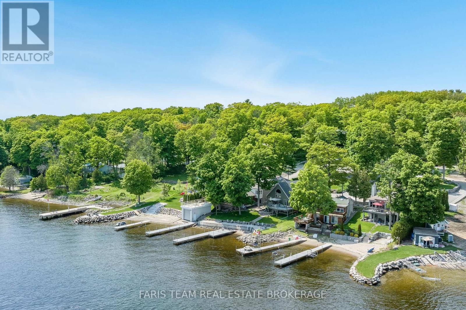Photo 27 of 431 Mundys Bay Road, Midland ON