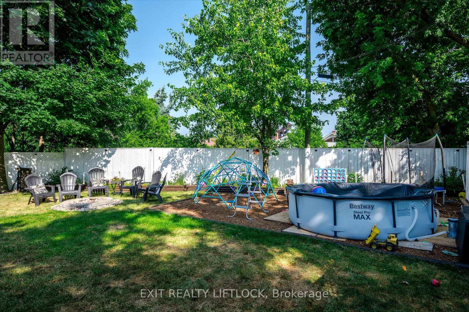 Photo 25 of 572 Romaine Street, Peterborough Central ON