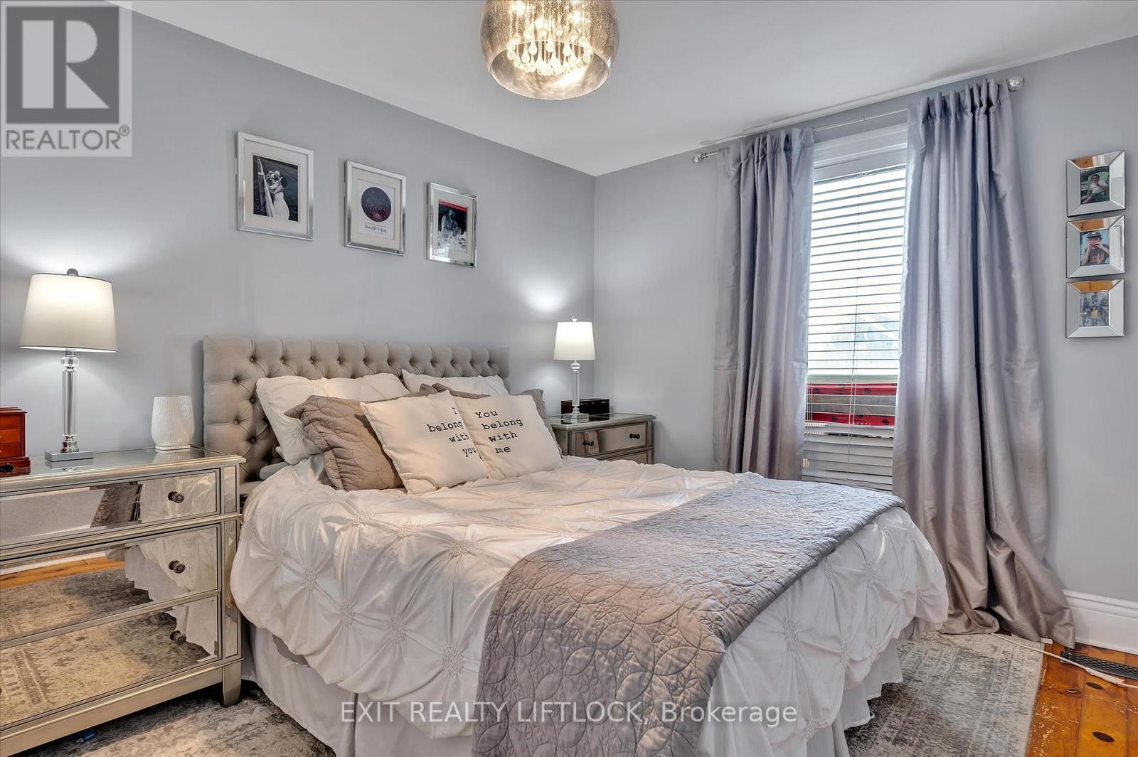 Photo 5 of 572 Romaine Street, Peterborough Central ON