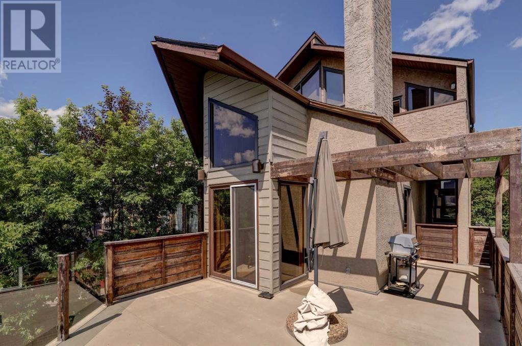 Single Family House for Sale in  Colgrove Avenue NE Renfrew Calgary 