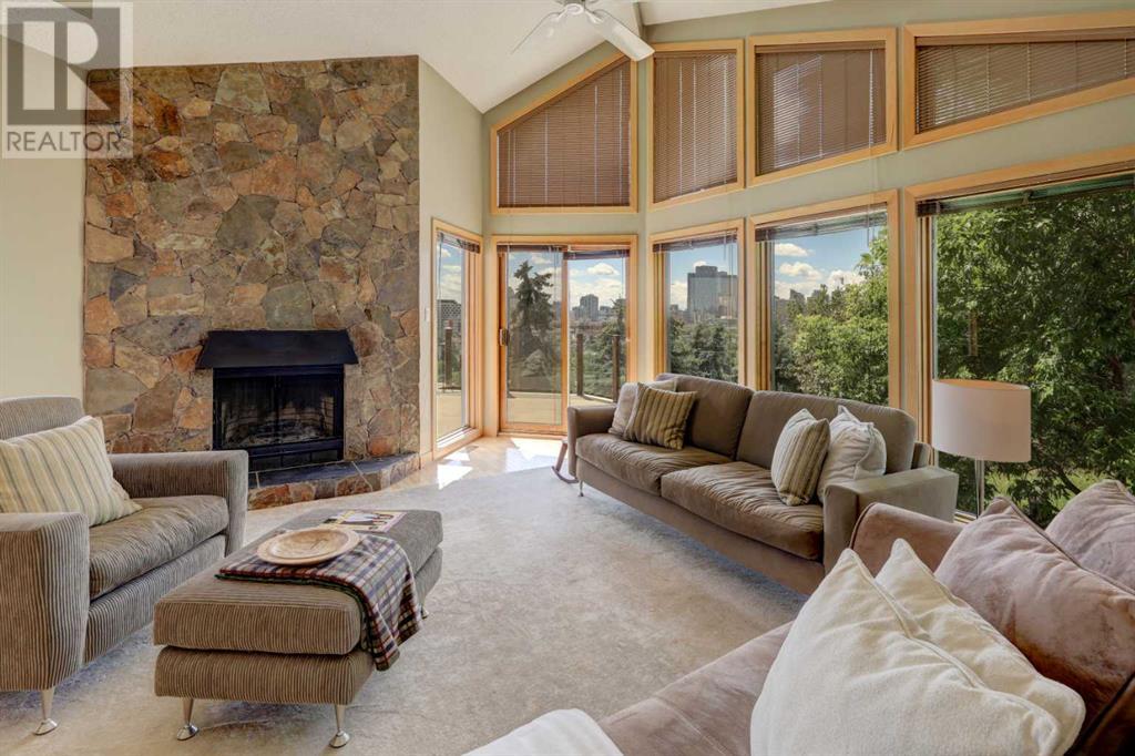 Single Family House for Sale in  Colgrove Avenue NE Renfrew Calgary 