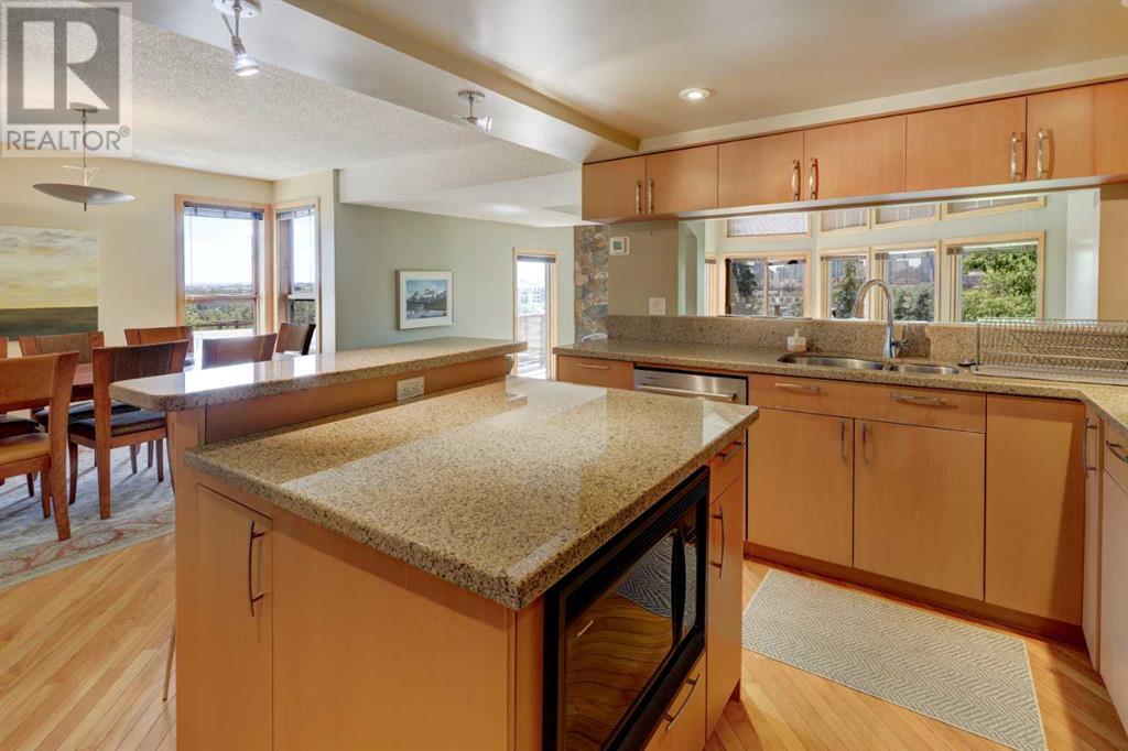 Single Family House for Sale in  Colgrove Avenue NE Renfrew Calgary 