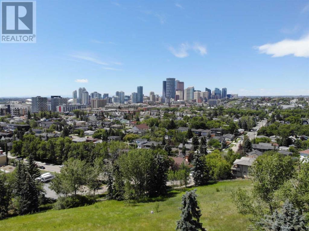 Single Family House for Sale in  Colgrove Avenue NE Renfrew Calgary 