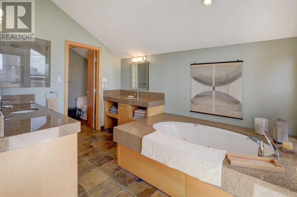 Single Family House for Sale in  Colgrove Avenue NE Renfrew Calgary 