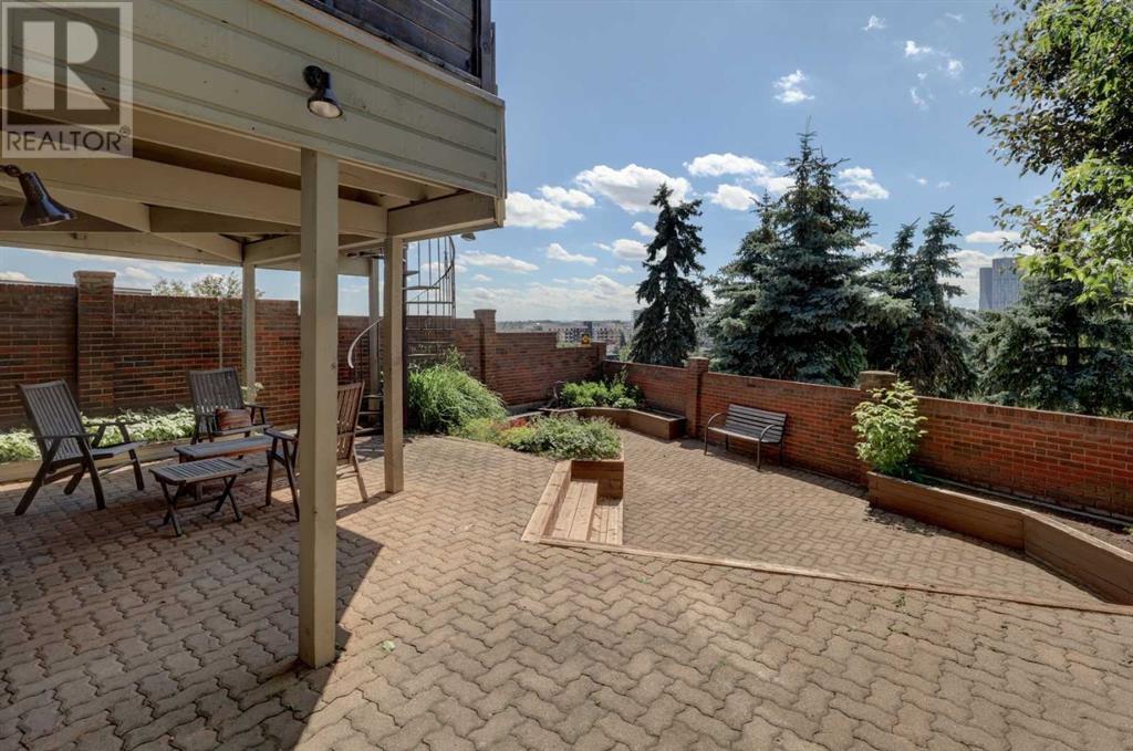 Single Family House for Sale in  Colgrove Avenue NE Renfrew Calgary 