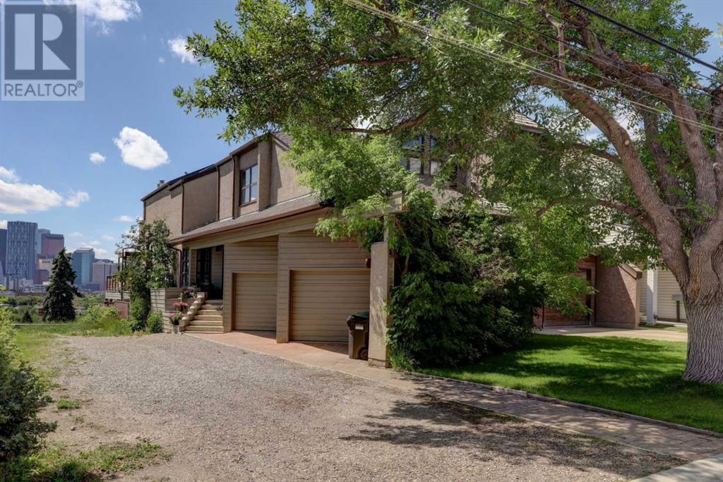 Single Family House for Sale in  Colgrove Avenue NE Renfrew Calgary 