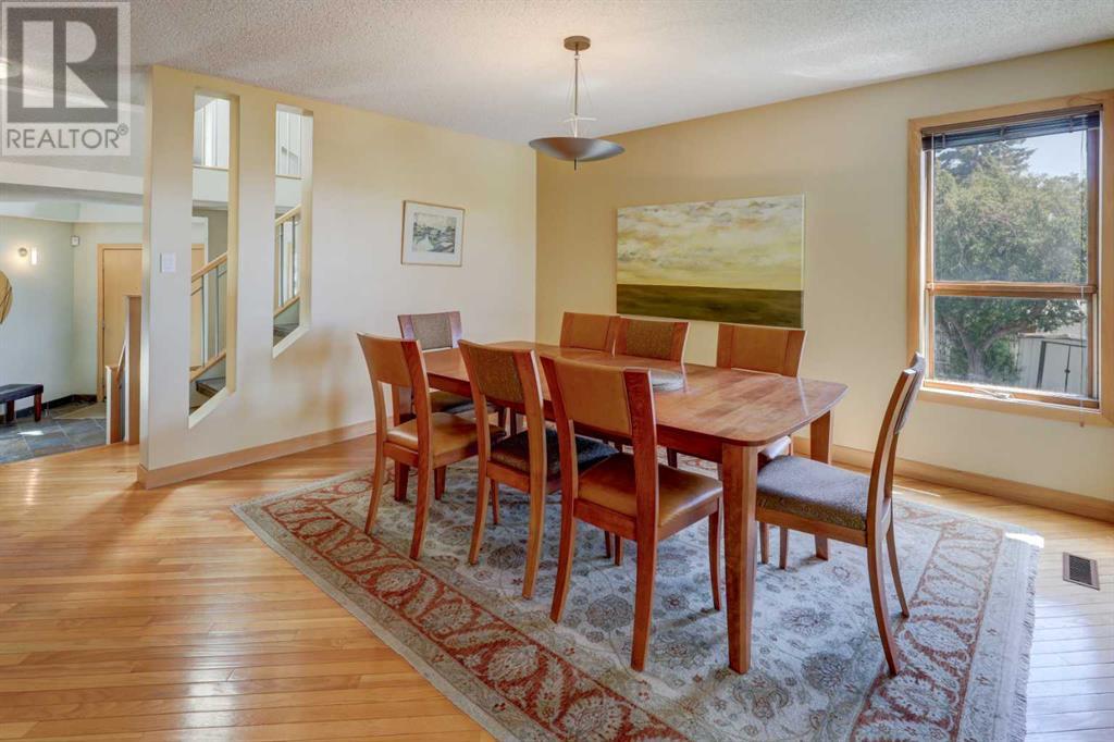 Single Family House for Sale in  Colgrove Avenue NE Renfrew Calgary 