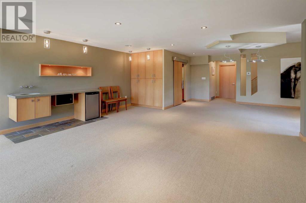 Single Family House for Sale in  Colgrove Avenue NE Renfrew Calgary 