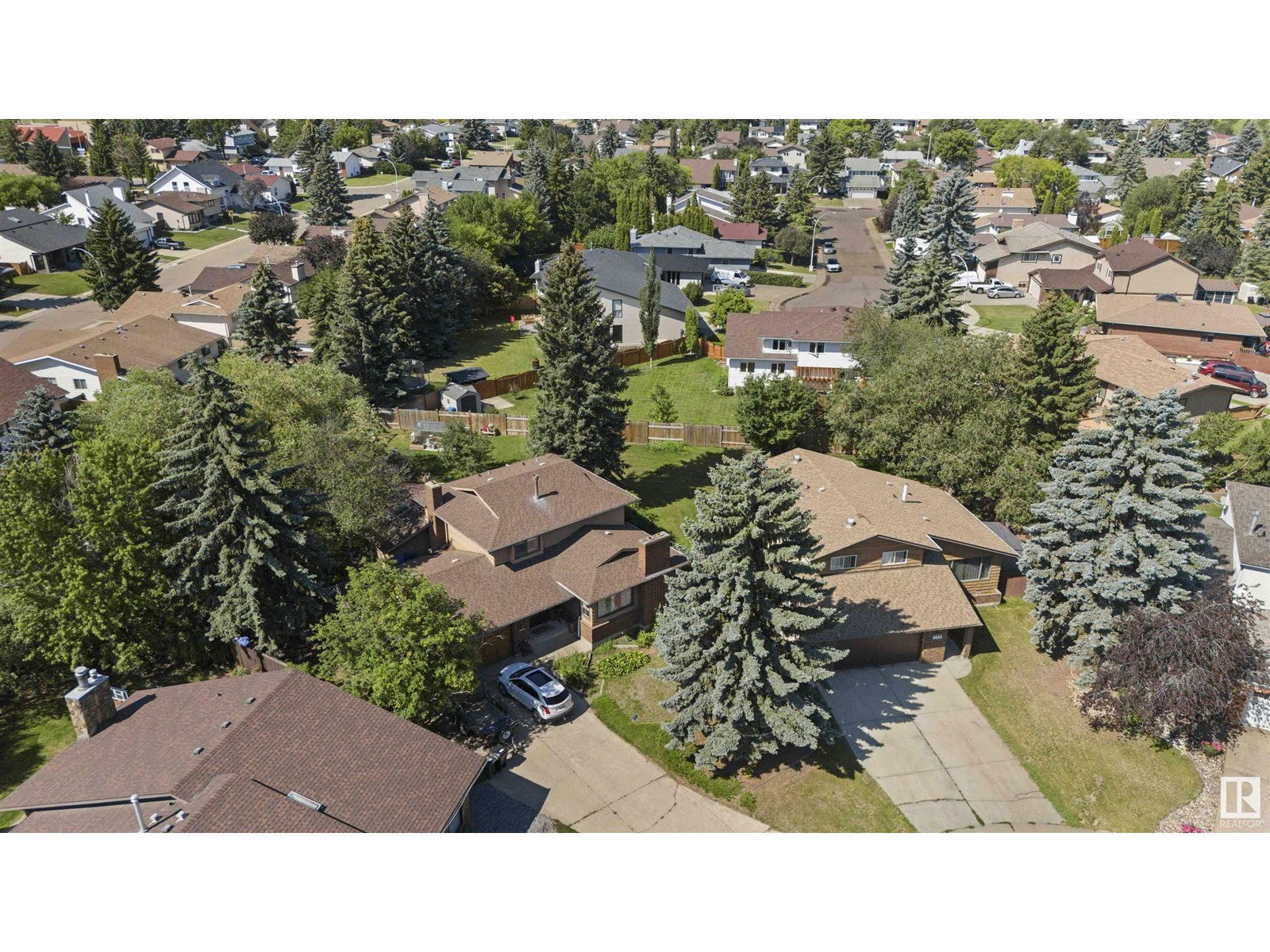 Photo 60 of 9818 185 St Nw, Edmonton AB