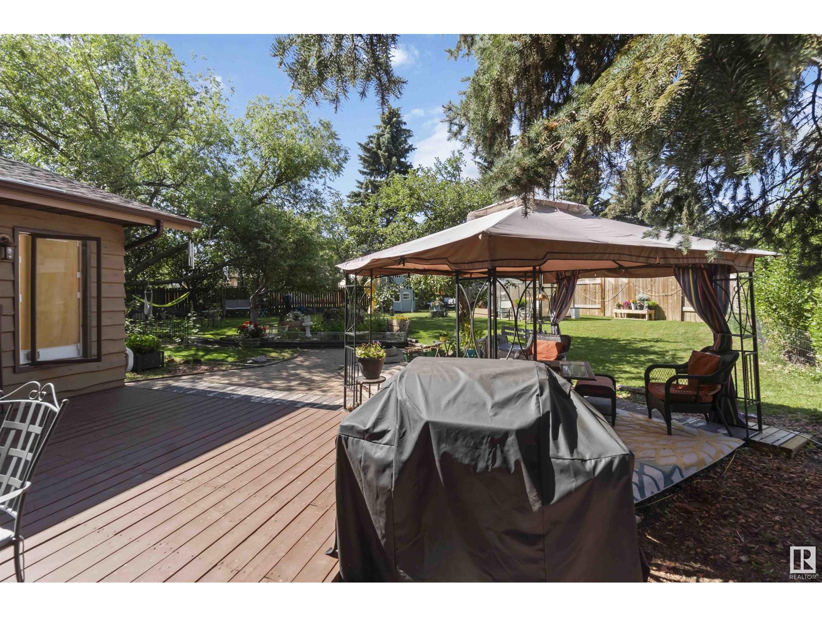 Photo 27 of 9818 185 St Nw, Edmonton AB