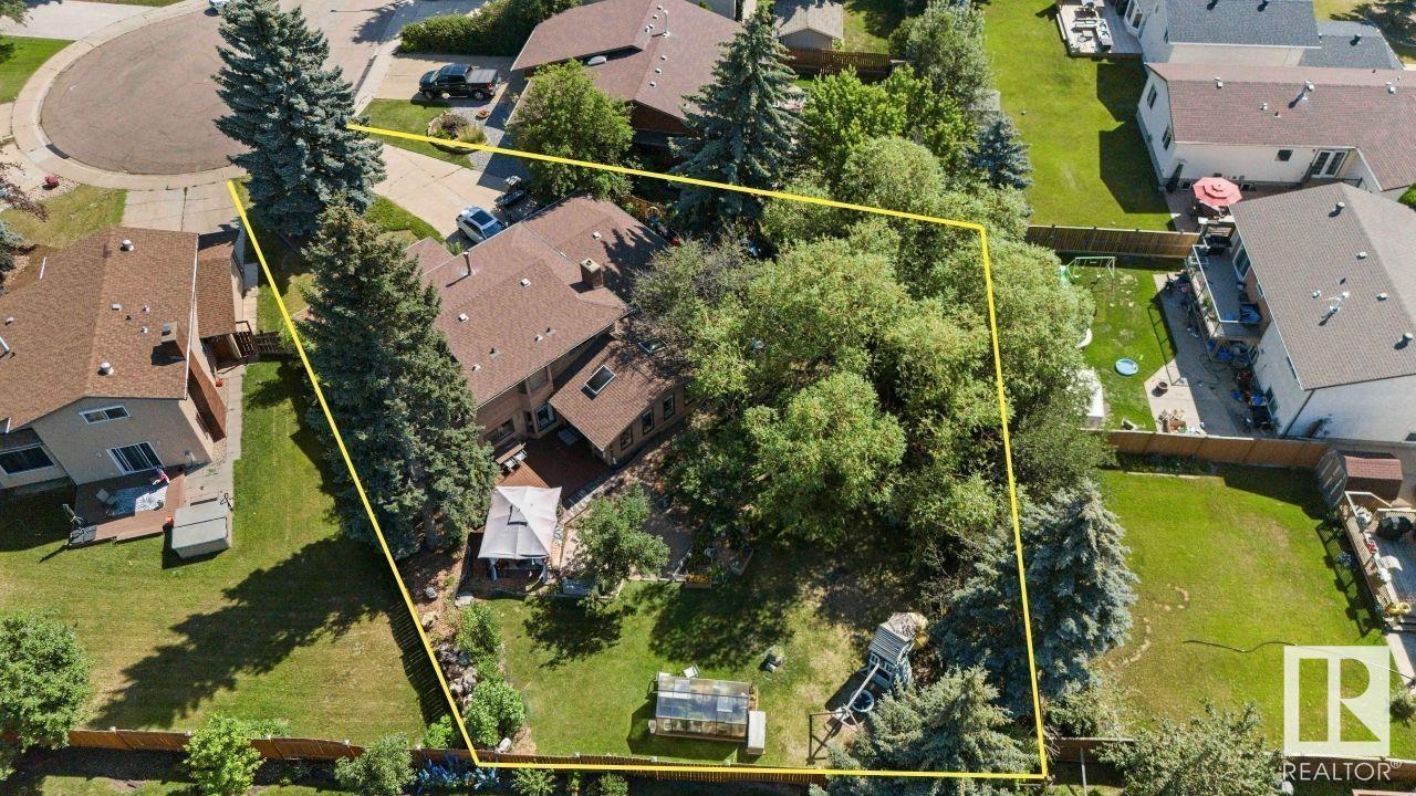 Photo 46 of 9818 185 St Nw, Edmonton AB