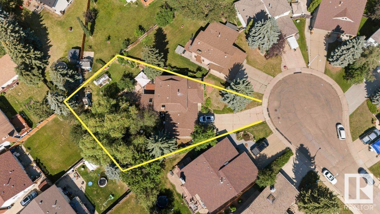Photo 49 of 9818 185 St Nw, Edmonton AB