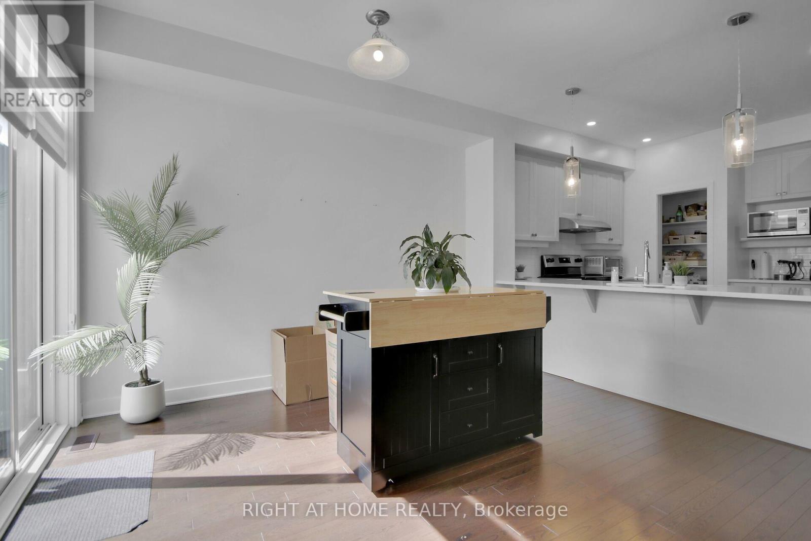 Photo 27 of 741 Twist Way, Ottawa ON