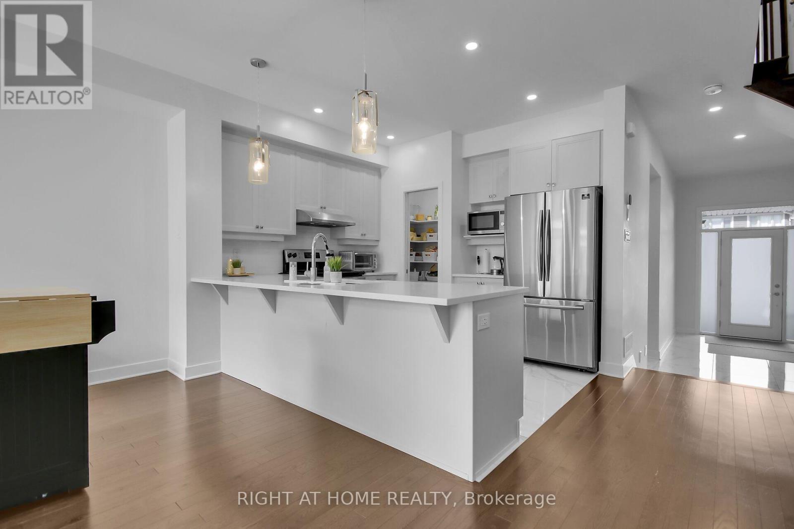 Photo 6 of 741 Twist Way, Ottawa ON