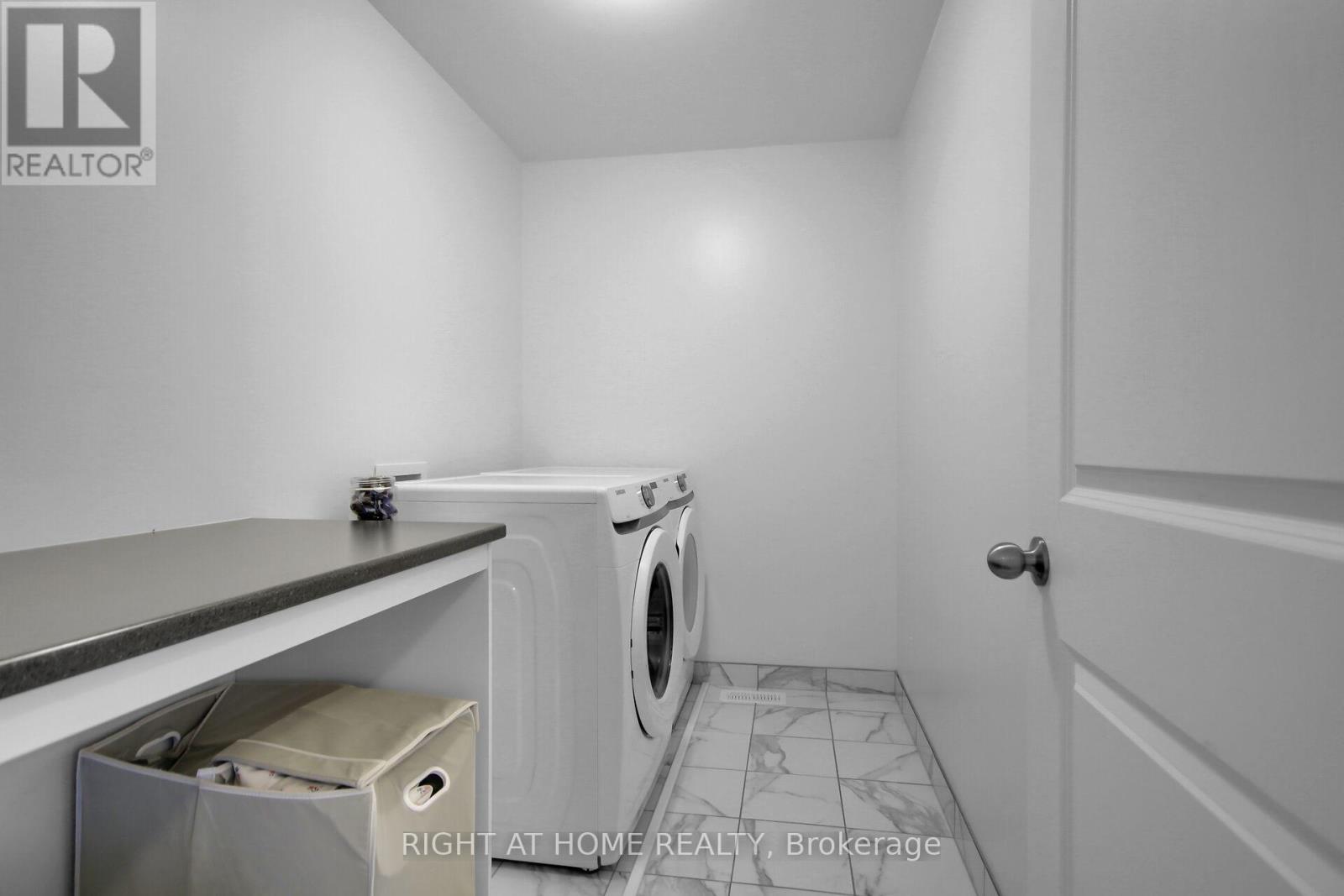 Photo 26 of 741 Twist Way, Ottawa ON