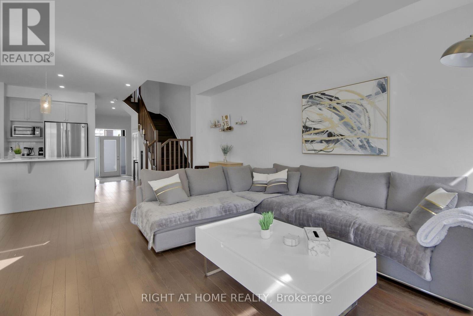 Photo 29 of 741 Twist Way, Ottawa ON
