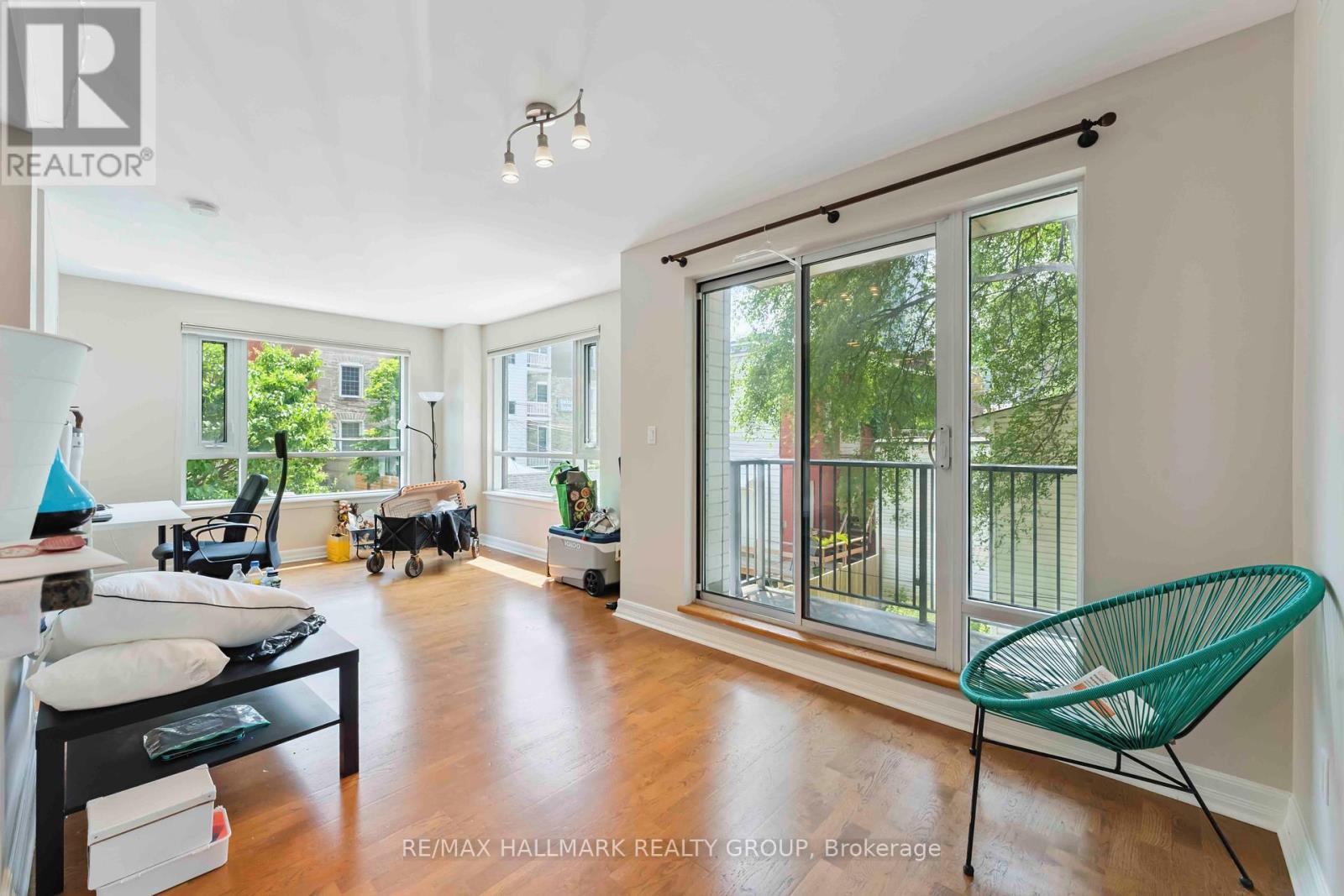 Photo 7 of 204 200 Besserer Street, Ottawa ON