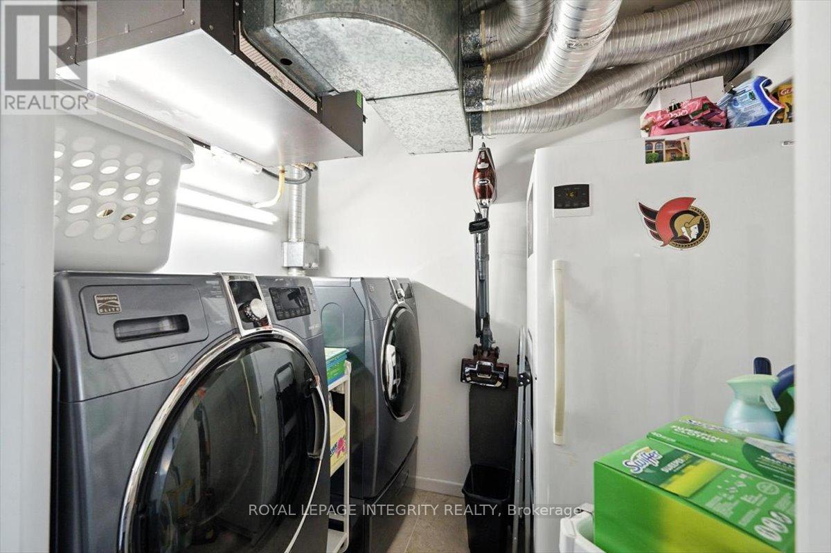 Photo 12 of 1603 1500 Riverside Drive, Ottawa ON