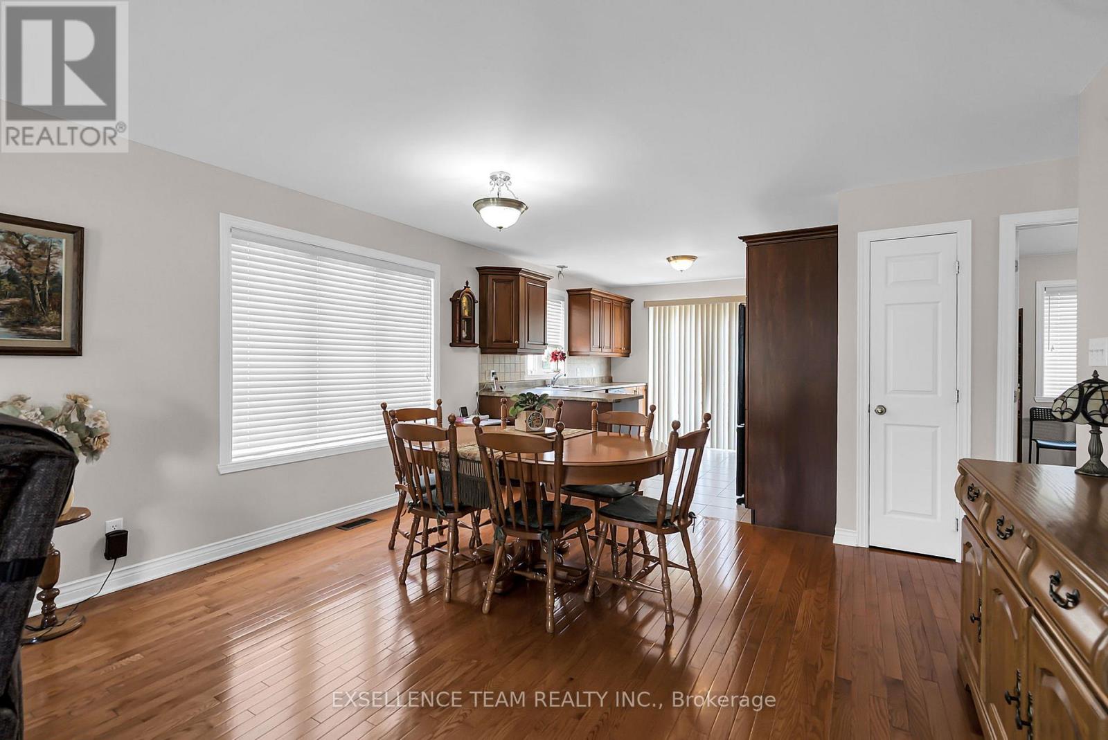 Photo 26 of 1294 Daprat Avenue, Cornwall ON