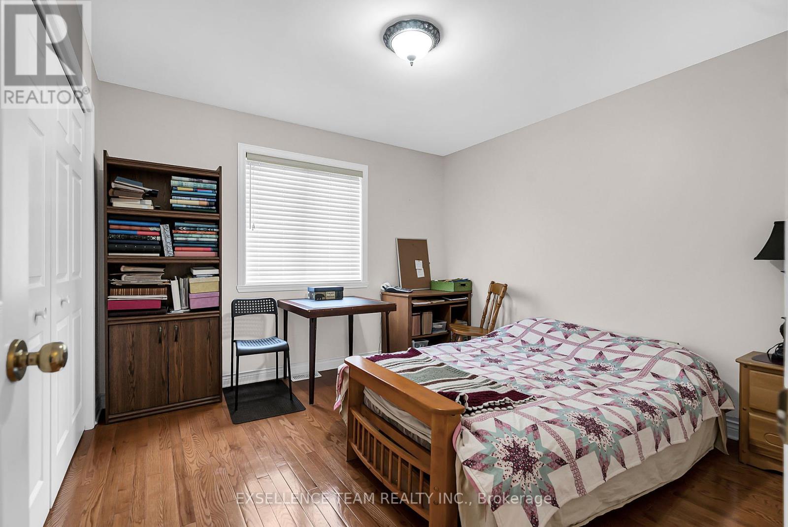 Photo 7 of 1294 Daprat Avenue, Cornwall ON