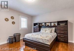 Photo 23 of 42 Archer Way, Mount Hope ON