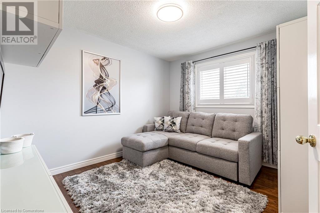 Photo 32 of 42 Archer Way, Mount Hope ON