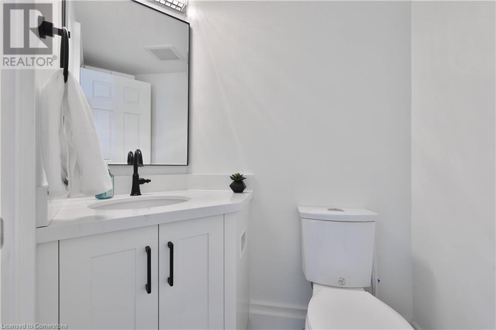 Photo 38 of 415 Locust Street Unit 1103, Burlington ON