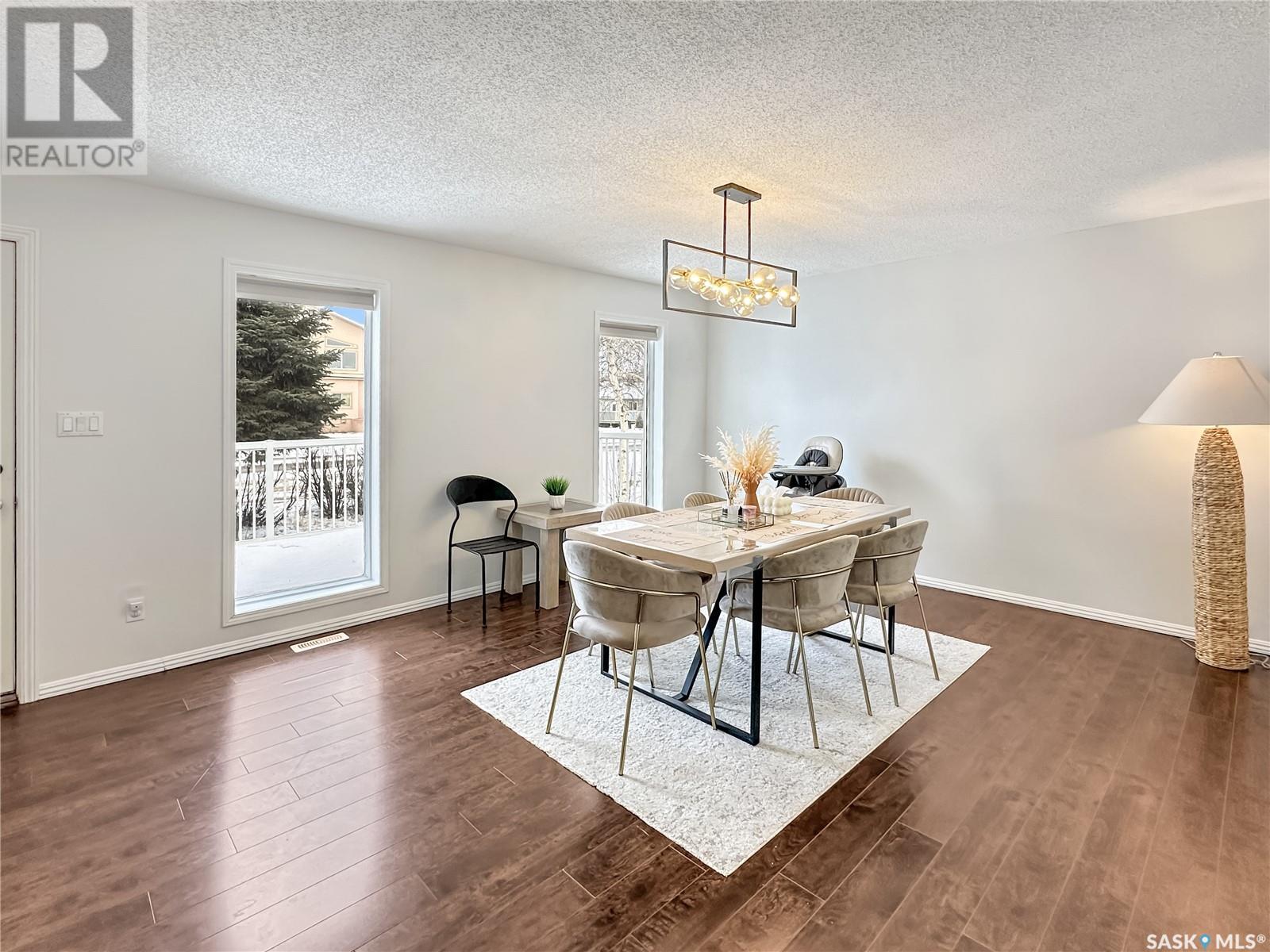Photo 10 of 621 Broadway Street W, Fort Quappelle SK