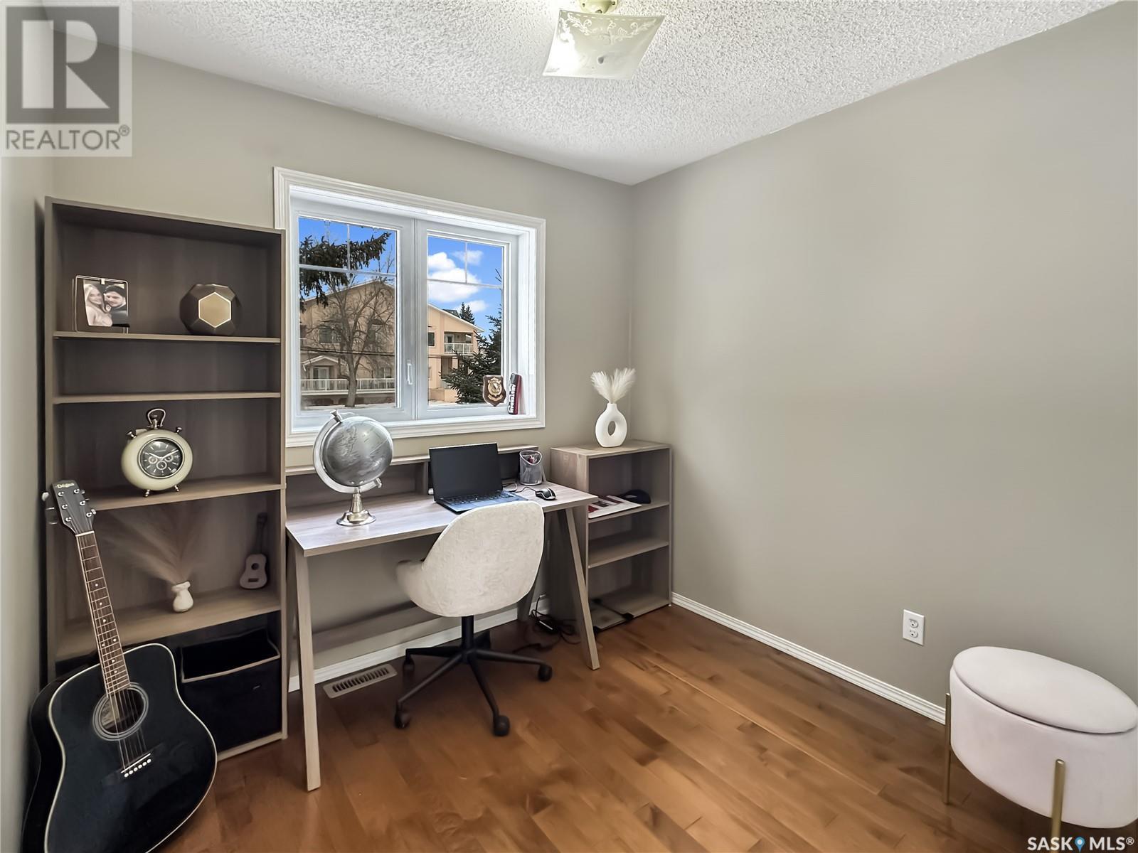 Photo 21 of 621 Broadway Street W, Fort Quappelle SK