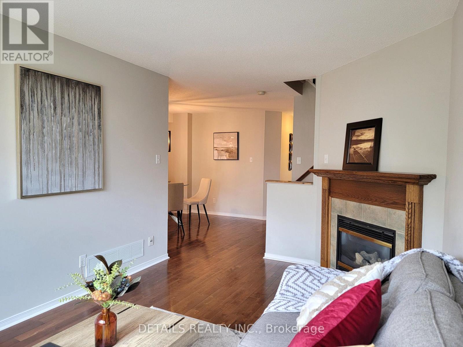 Photo 14 of 21 Upney Drive, Ottawa ON