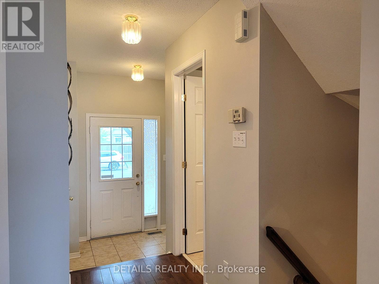 Photo 16 of 21 Upney Drive, Ottawa ON