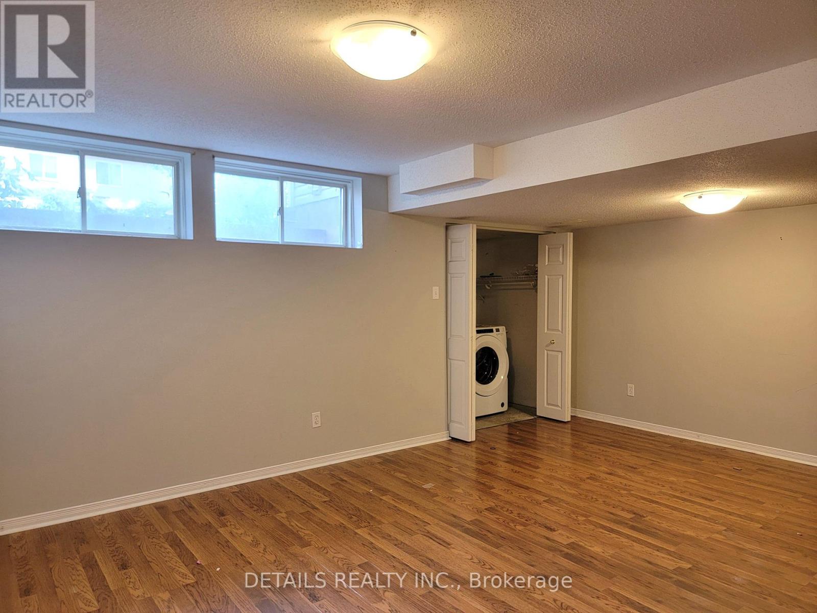 Photo 33 of 21 Upney Drive, Ottawa ON