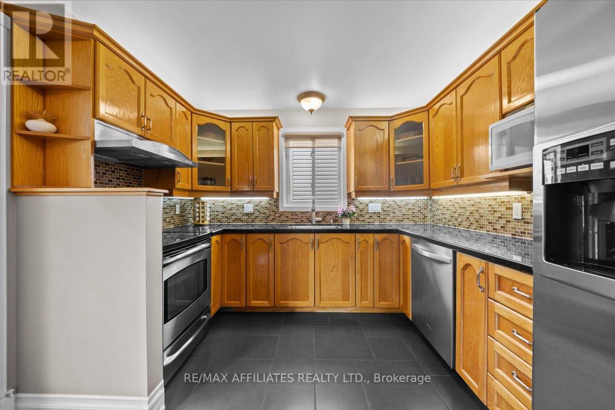 Photo 31 of 1694 Toulouse Crescent, Ottawa ON