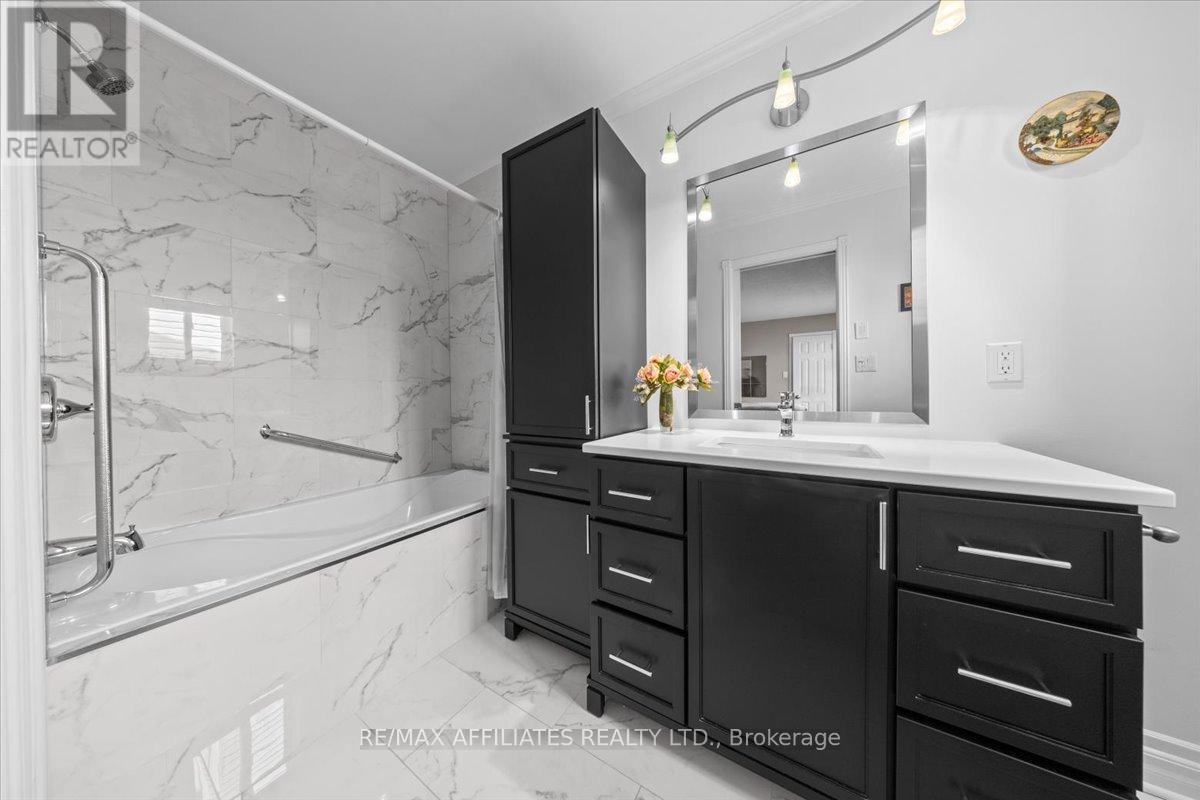 Photo 18 of 1694 Toulouse Crescent, Ottawa ON