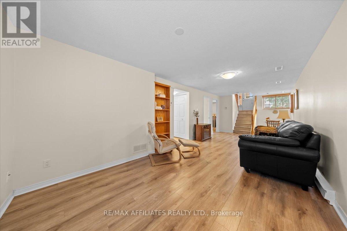 Photo 16 of 1694 Toulouse Crescent, Ottawa ON