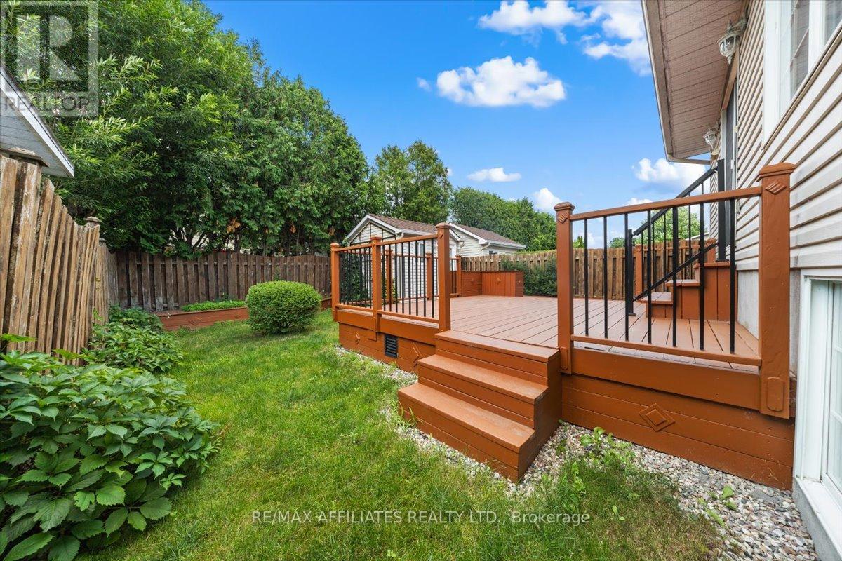 Photo 41 of 1694 Toulouse Crescent, Ottawa ON
