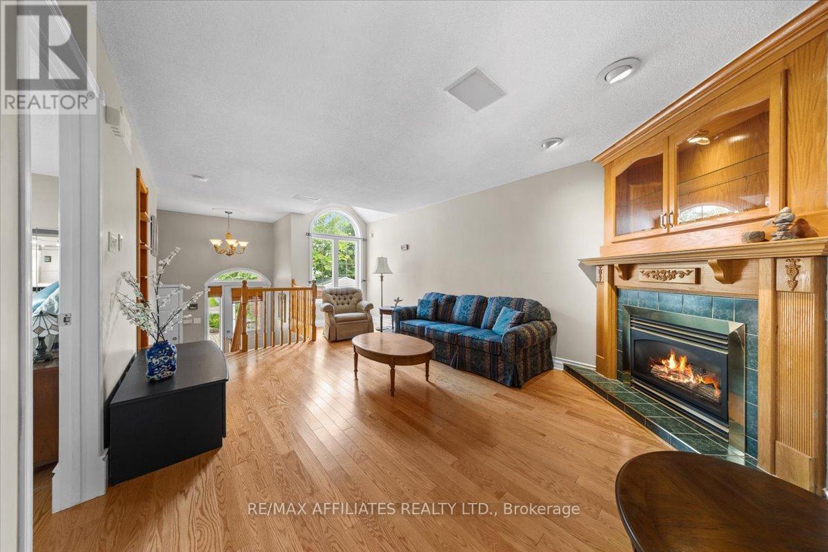 Photo 30 of 1694 Toulouse Crescent, Ottawa ON