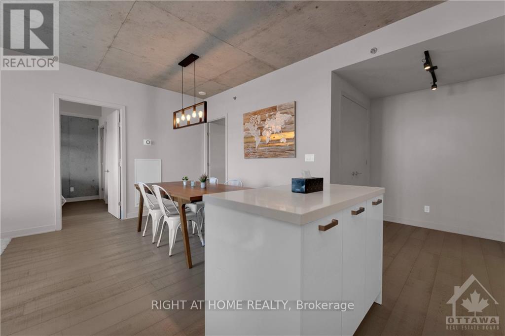 Photo 12 of 509 203 Catherine Street, Ottawa ON