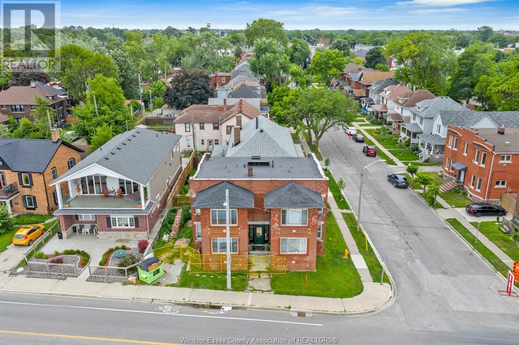 Photo 7 of 1077 Riverside Drive West, Windsor ON