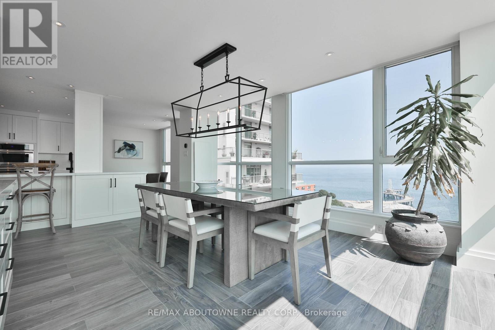 Photo 22 of 1103 415 Locust Street, Burlington ON