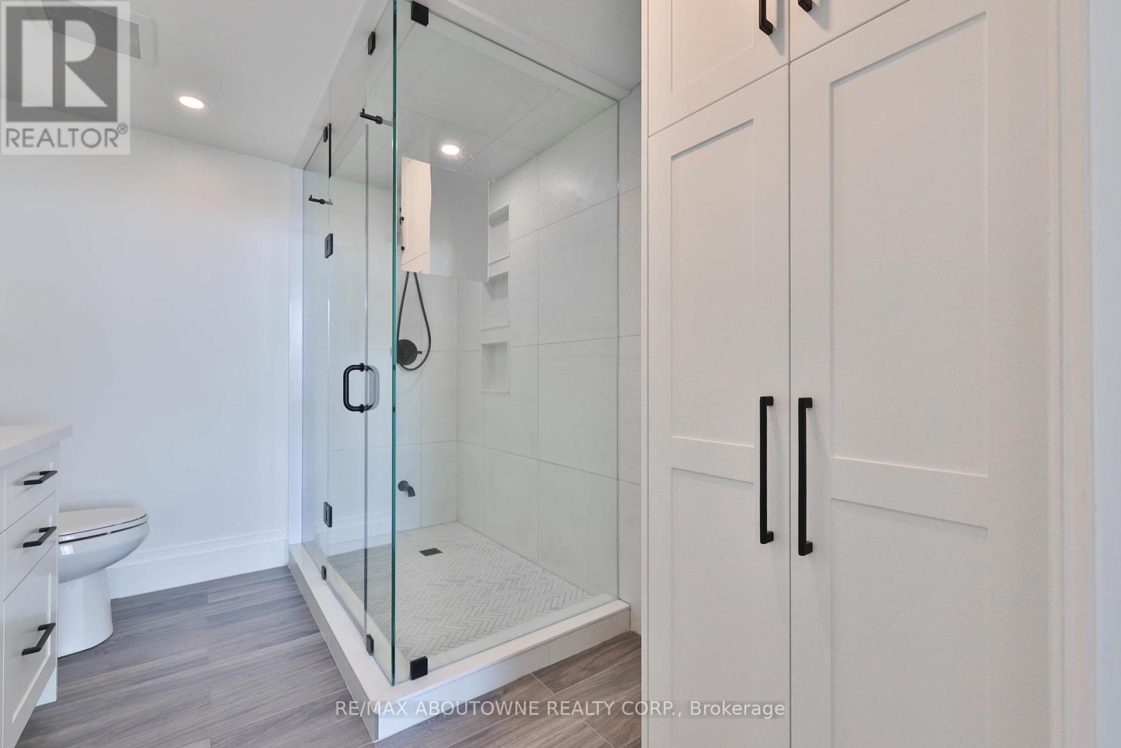 Photo 30 of 1103 415 Locust Street, Burlington ON