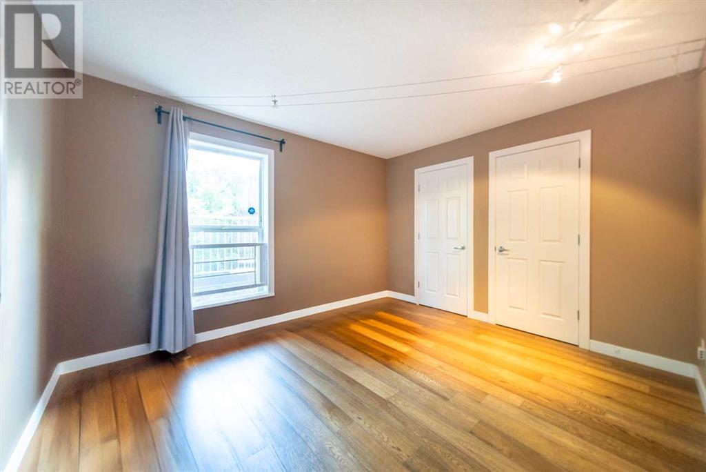 Photo 10 of 102 1505 27 Avenue Sw, Calgary AB