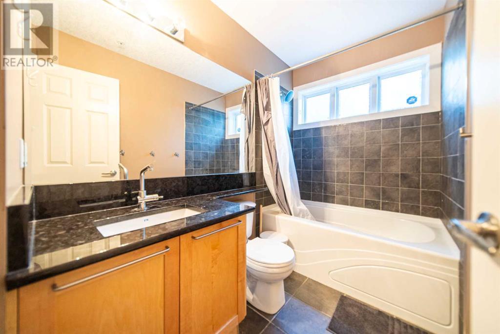 Photo 11 of 102 1505 27 Avenue Sw, Calgary AB